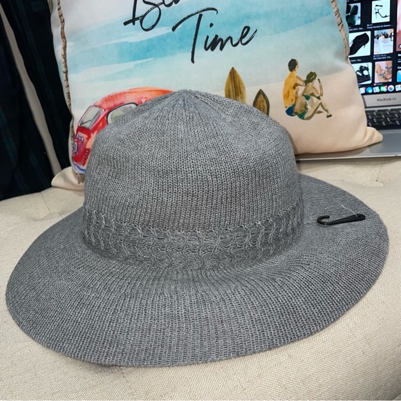 Vince Camuto NWT! Packable Chunky Knit Grey Panama Hat One Size - Picture 7 of 10